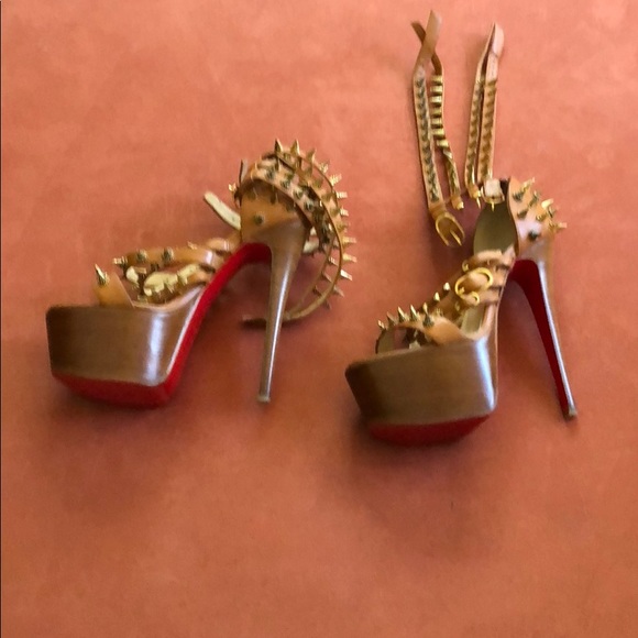 CHRISTIAN LOUBOUTIN SANDLES - Picture 4 of 6